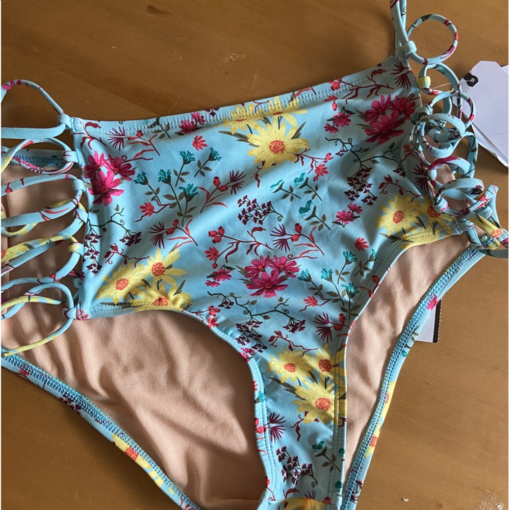 Leith Bikini Set NWT - Picture 6 of 10